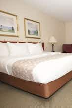 Hotel La Quinta Inn MKE AP Oak Creek photo 1