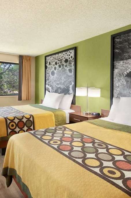 Hotel Super 8 by Wyndham Ankeny/Des Moines Area photo 2