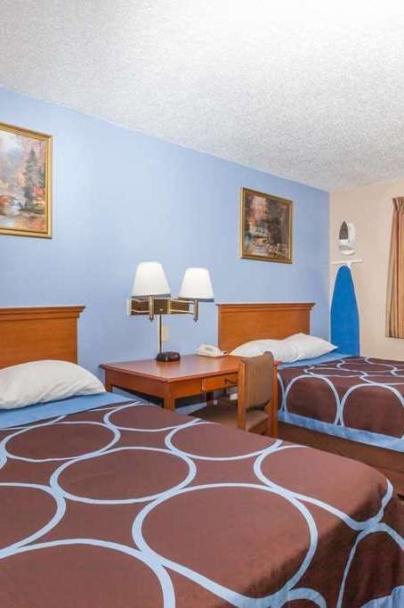 Hotel Super 8 by Wyndham Johnstown/Gloversville photo 2