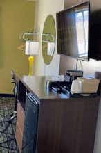 Hotel Super 8 by Wyndham York photo 3