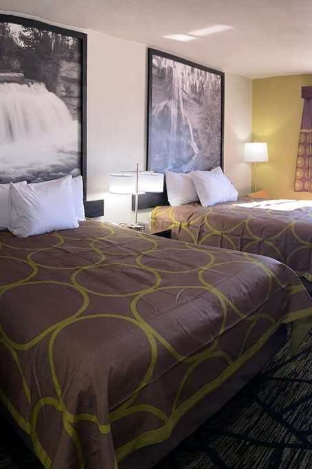 Hotel Super 8 by Wyndham York photo 2