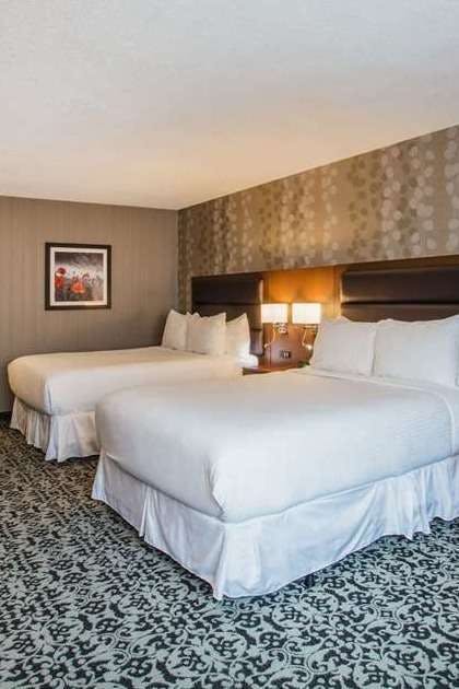 Hotel Ramada Jacksons Point photo 2