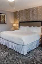 Hotel Ramada Jacksons Point photo 1