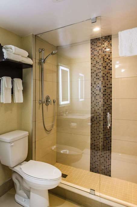 Hotel Ramada Jacksons Point photo 5