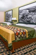 Hotel Super 8 by Wyndham Farmers Branch/North Dallas photo 2