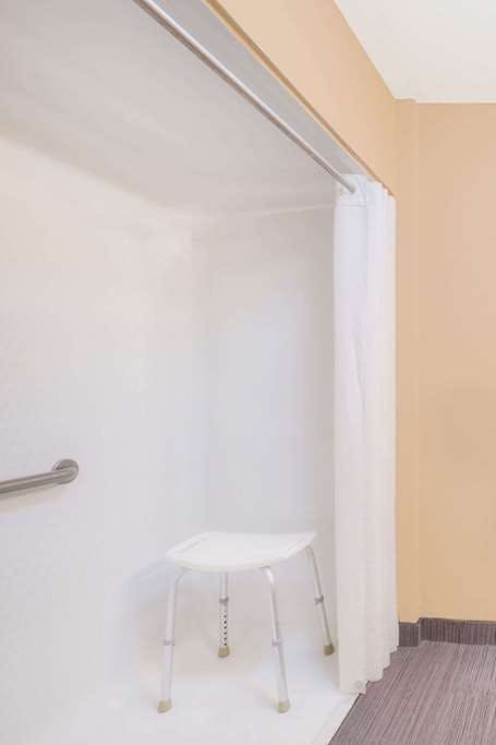 Hotel Super 8 by Wyndham Farmers Branch/North Dallas photo 5