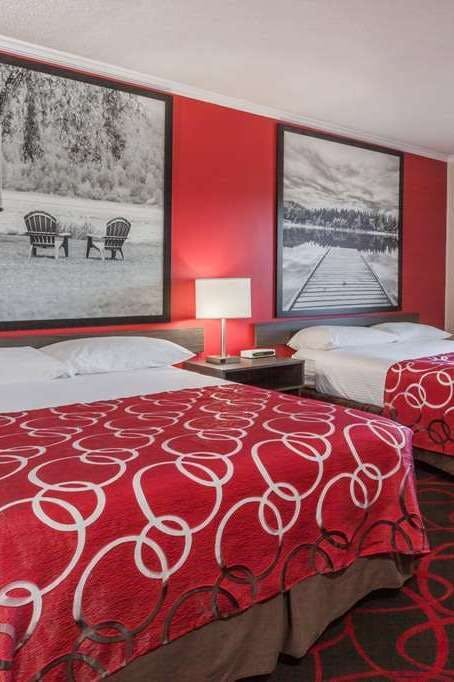 Hotel Super 8 Kirkland Lake photo 2