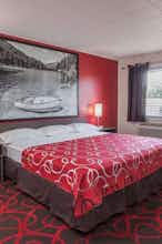Hotel Super 8 Kirkland Lake photo 1