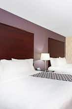 Hotel La Quinta Inn Ste Aurora photo 2