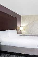 Hotel La Quinta Inn Ste Aurora photo 1