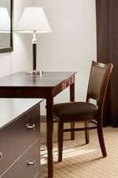 Hotel Days Inn & Suites by Wyndham Conroe North photo 3