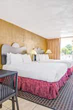 Hotel Days Inn St Petersburg Central photo 2