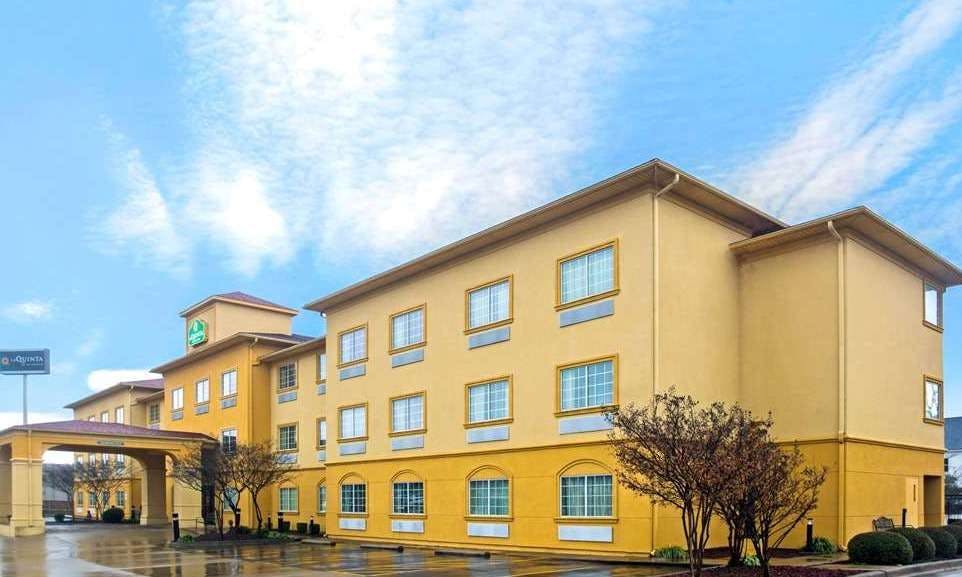 La Quinta Inn & Suites by Wyndham Fort Smith