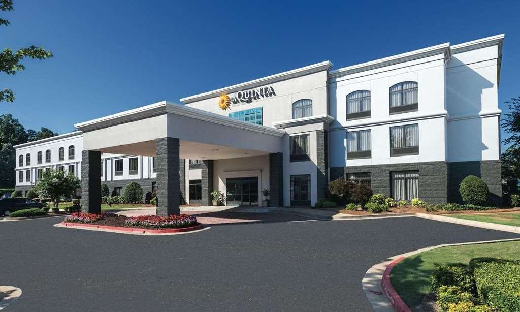 La Quinta Inn & Suites by Wyndham Kennesaw