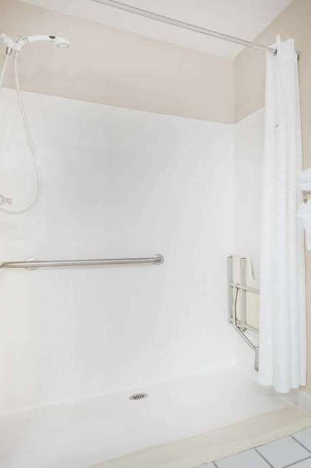 Hotel Baymont by Wyndham Plainfield/ Indianapolis Arpt Area photo 5