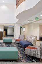 Hotel La Quinta Inn Ste OMA AP photo 5