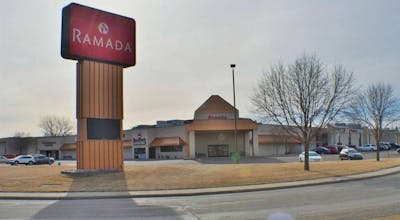 Ramada by Wyndham Sioux Falls Airport-Waterpark & Event Ctr
