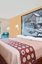 Hotel Super 8 by Wyndham Hillsville photo 1