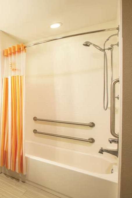 Hotel La Quinta Inn & Suites by Wyndham Hattiesburg - I-59 photo 4