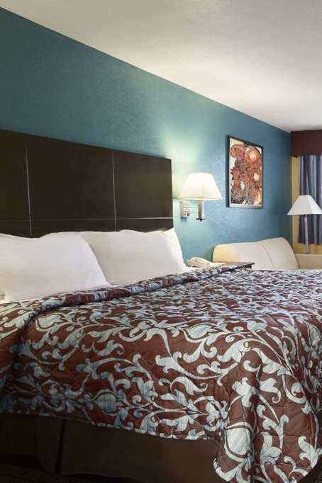 Hotel Days Inn Conway photo 1