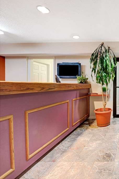 Hotel Super 8 by Wyndham Dallas South photo 5