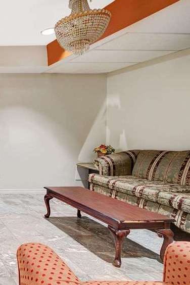 Hotel Super 8 by Wyndham Dallas South photo 4