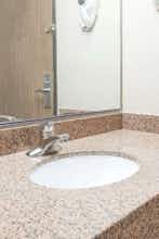 Hotel Super 8 by Wyndham O'Fallon MO/St. Louis Area photo 3