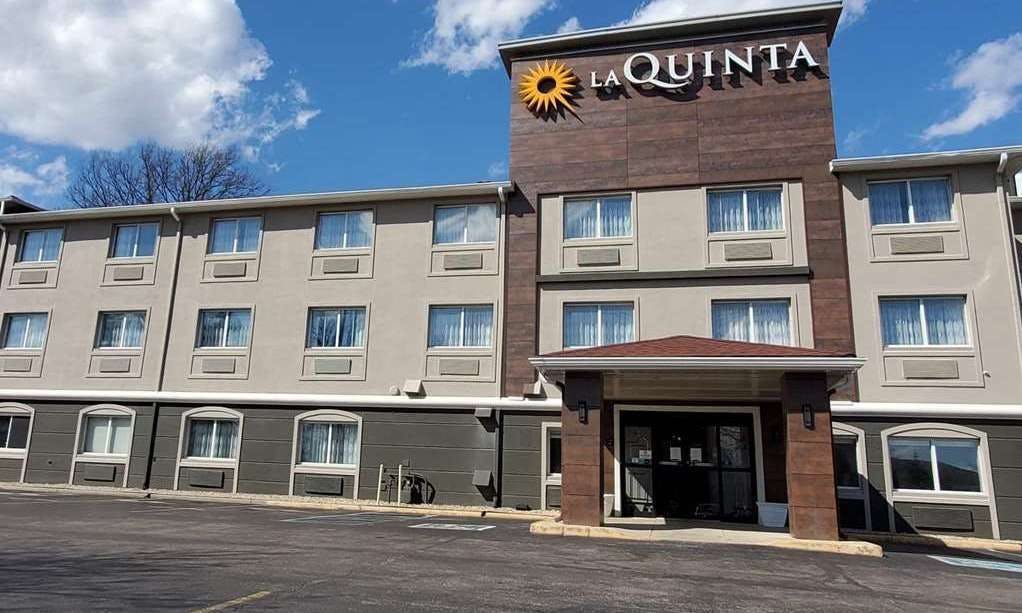 La Quinta Inn by Wyndham Indianapolis North at Pyramids
