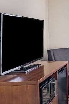 Hotel Baymont by Wyndham Gurnee photo 4