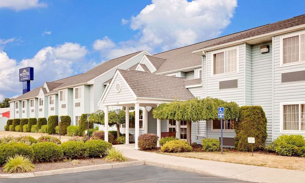 Microtel Inn & Suites by Wyndham Wellsville