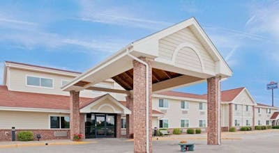 AmericInn by Wyndham Manitowoc