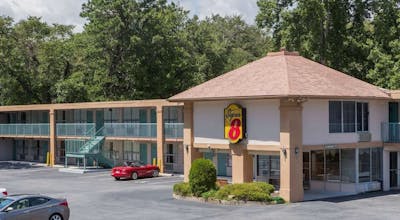 Super 8 by Wyndham Black Mountain