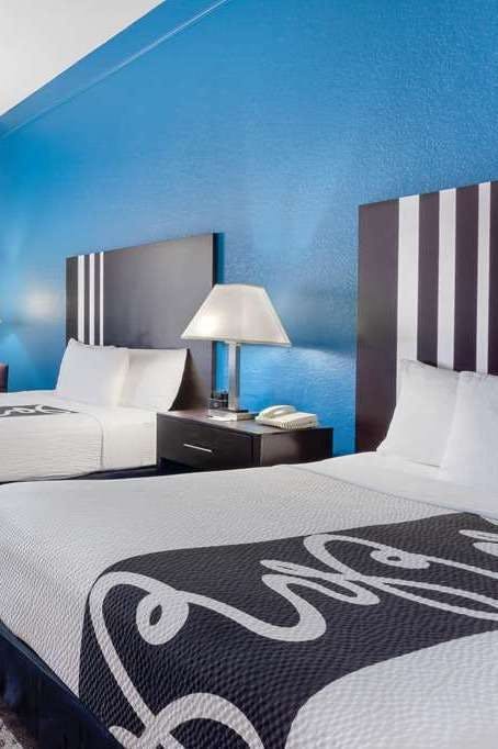 Hotel La Quinta Inn & Suites by Wyndham Kerrville photo 2