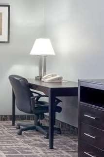 Hotel La Quinta Inn & Suites by Wyndham Kerrville photo 3