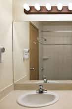 Hotel Super 8 Slave Lake AB photo 5