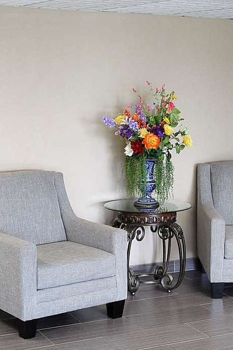 Hotel Baymont by Wyndham Springfield photo 3