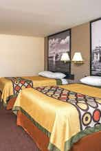Hotel Super 8 Kingston photo 2