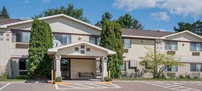Super 8 Cloquet
