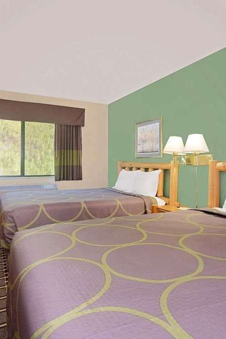 Hotel Super 8 Cloquet photo 3