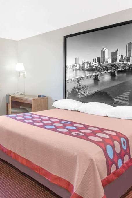 Hotel Super 8 Altoona photo 1