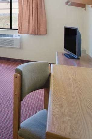 Hotel Super 8 Altoona photo 3