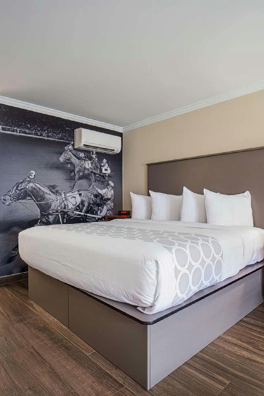 Hotel Equus Inn photo 1