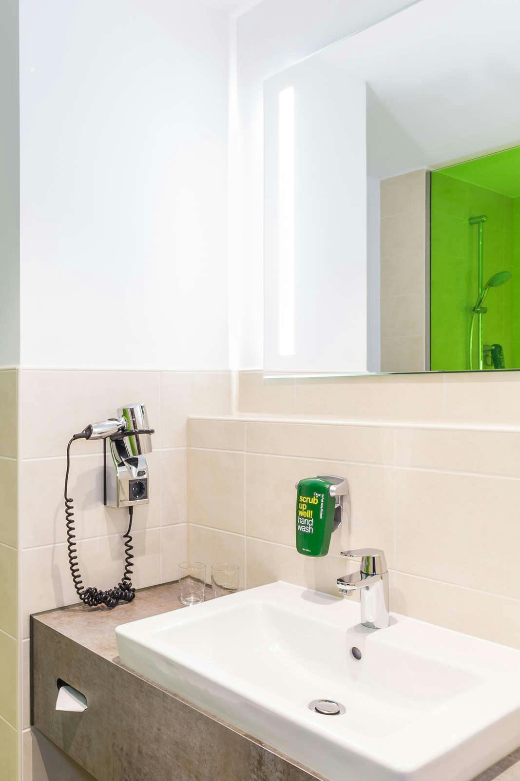 Hotel Park Inn by Radisson Neumarkt photo 5