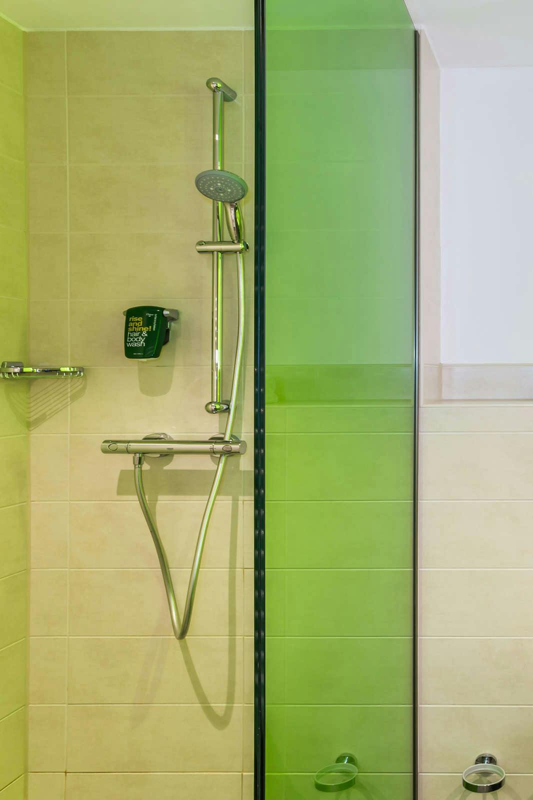 Hotel Park Inn by Radisson Neumarkt photo 4