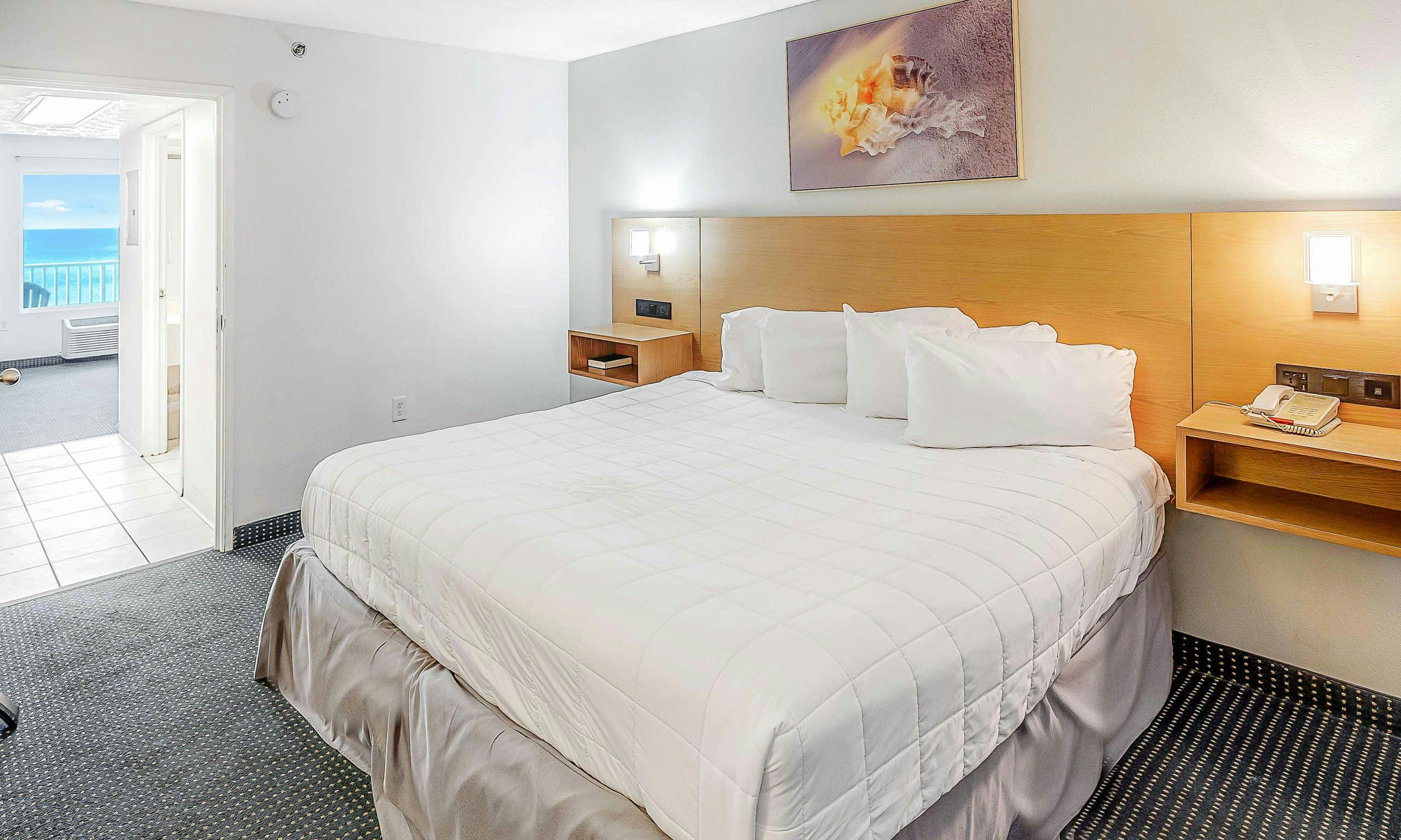 Beachcomber Beachfront Hotel, a By the Sea Resort