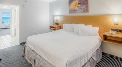 Beachcomber Beachfront Hotel, a By the Sea Resort