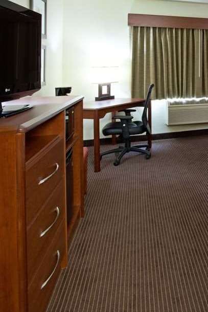 Hotel AmericInn by Wyndham Grafton photo 3