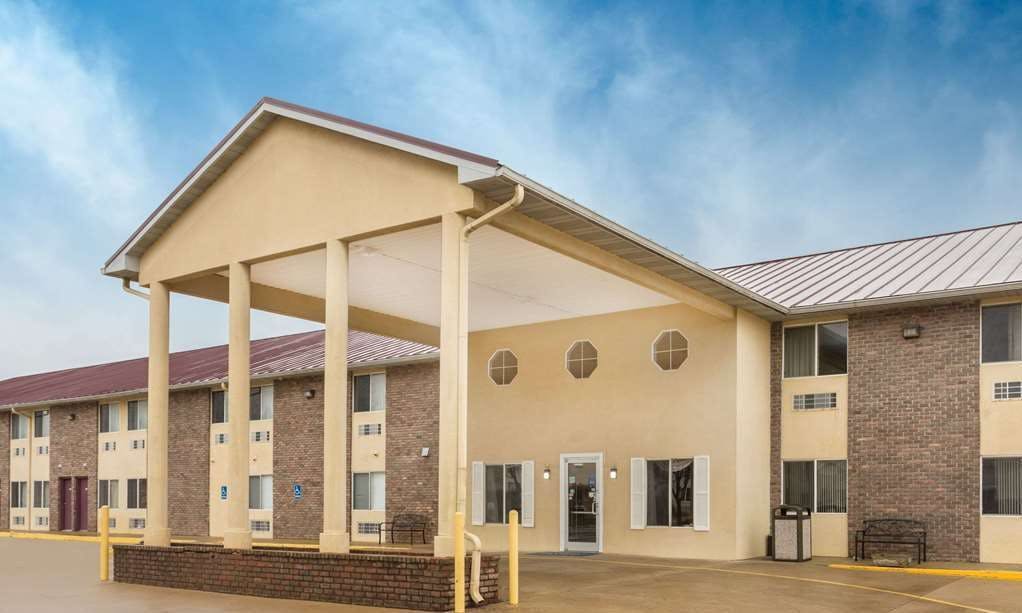 Baymont by Wyndham Bowling Green