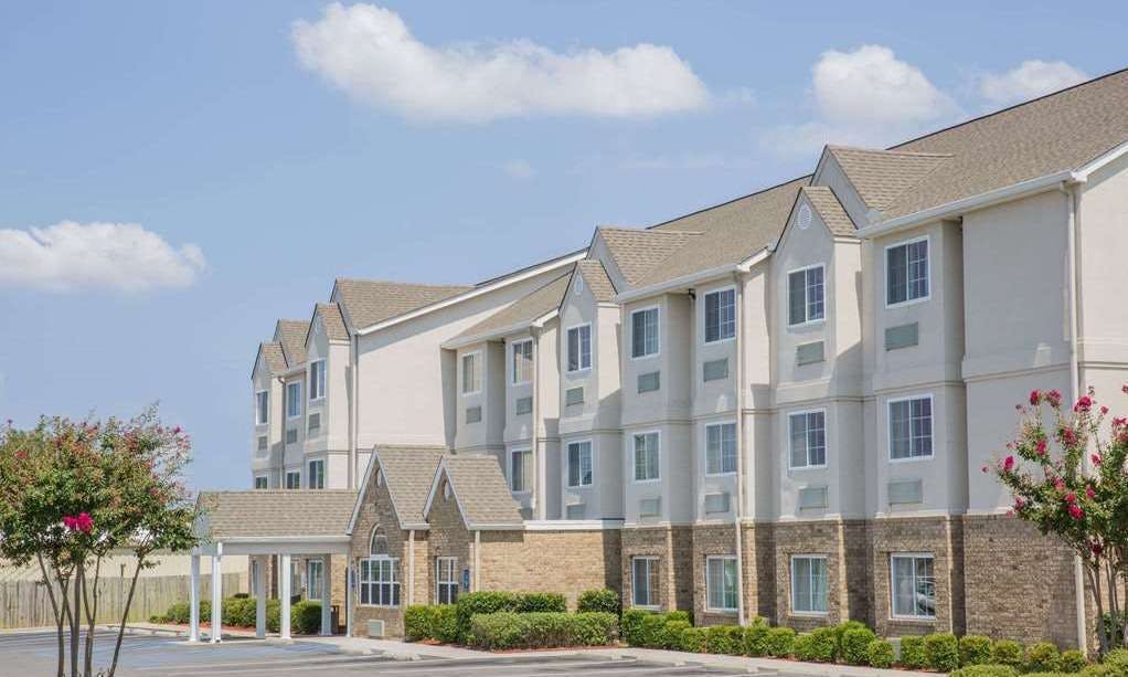 Microtel Inn & Suites by Wyndham Albertville