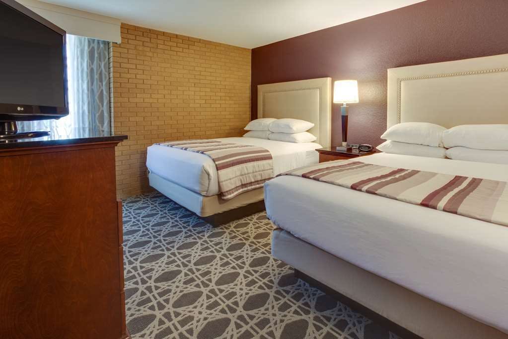 Hotel Drury Inn and Suites Louisville East photo 5